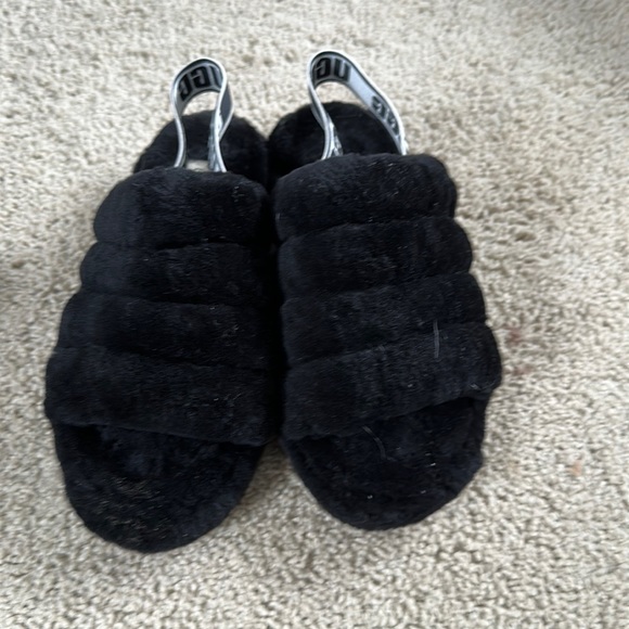Ugh slipper with back strap - Picture 2 of 4